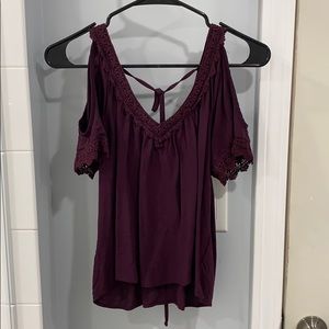 Cut out shoulder shirt